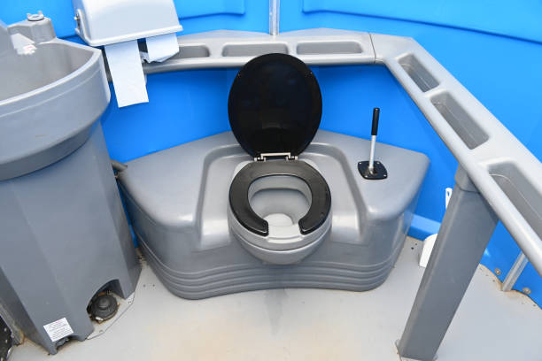 Best Luxury portable toilet rental  in Lantana, FL